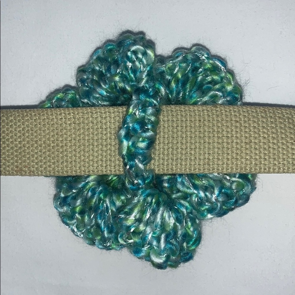 Hand Crafted Dog Collar Triple Layer Flower - Picture 3 of 3